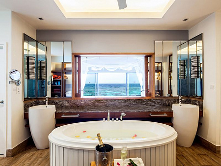 CENTARA GRAND ISLAND RESORT & SPA