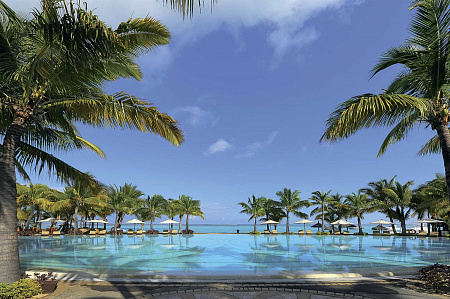 Paradis Beachcomber Golf Resort & Spa