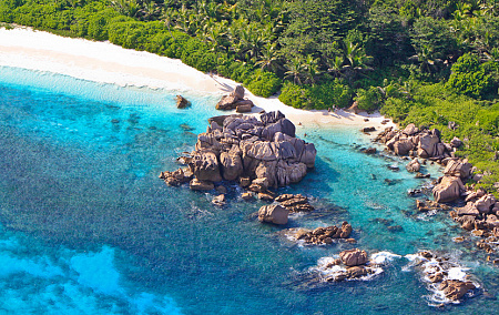 Alphonse Island Resort