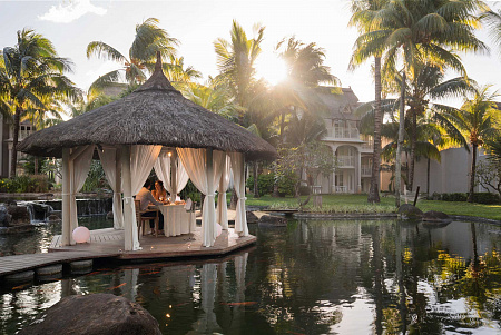 LUX* Belle Mare Resort & Villas