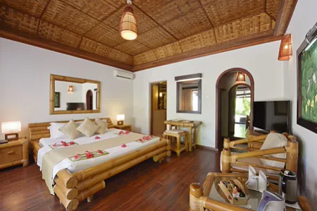 ANGAGA ISLAND RESORT & SPA