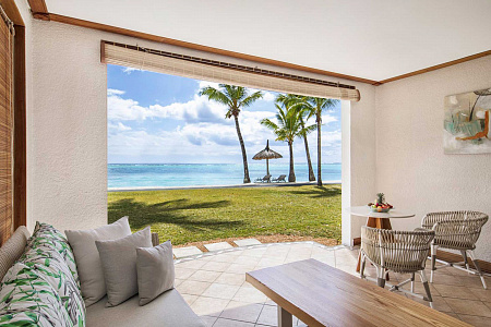 Paradis Beachcomber Golf Resort & Spa