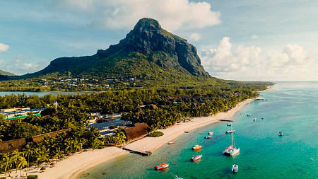 Paradis Beachcomber Golf Resort & Spa