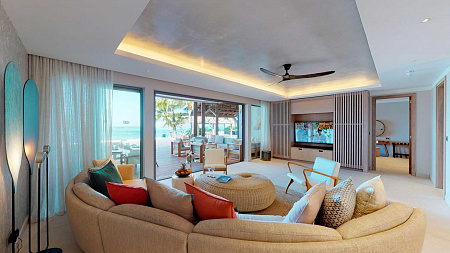 Paradis Beachcomber Golf Resort & Spa