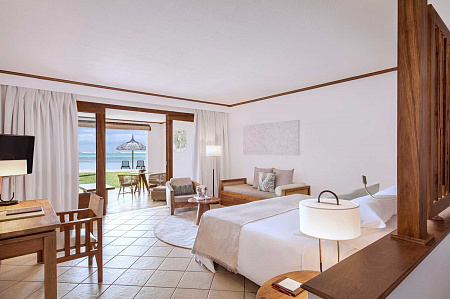 Paradis Beachcomber Golf Resort & Spa
