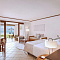 Paradis Beachcomber Golf Resort & Spa