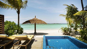 ROBINSON CLUB NOONU