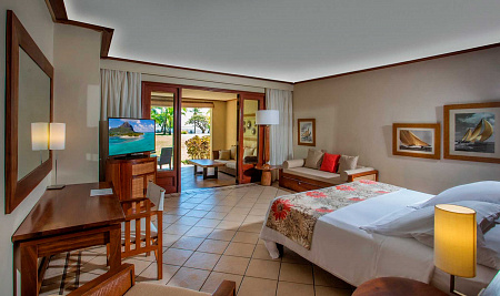 Paradis Beachcomber Golf Resort & Spa