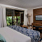 Paradis Beachcomber Golf Resort & Spa