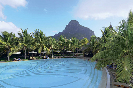 Paradis Beachcomber Golf Resort & Spa