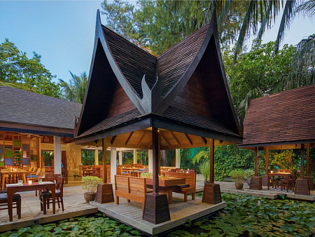 CENTARA GRAND ISLAND RESORT & SPA