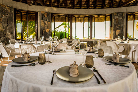 Beachcomber Dinarobin Hotel & Golf Club