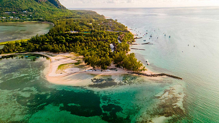 Paradis Beachcomber Golf Resort & Spa
